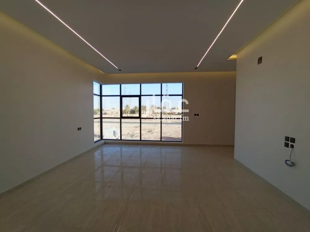5 bedroom villa in Ash Sharq 5