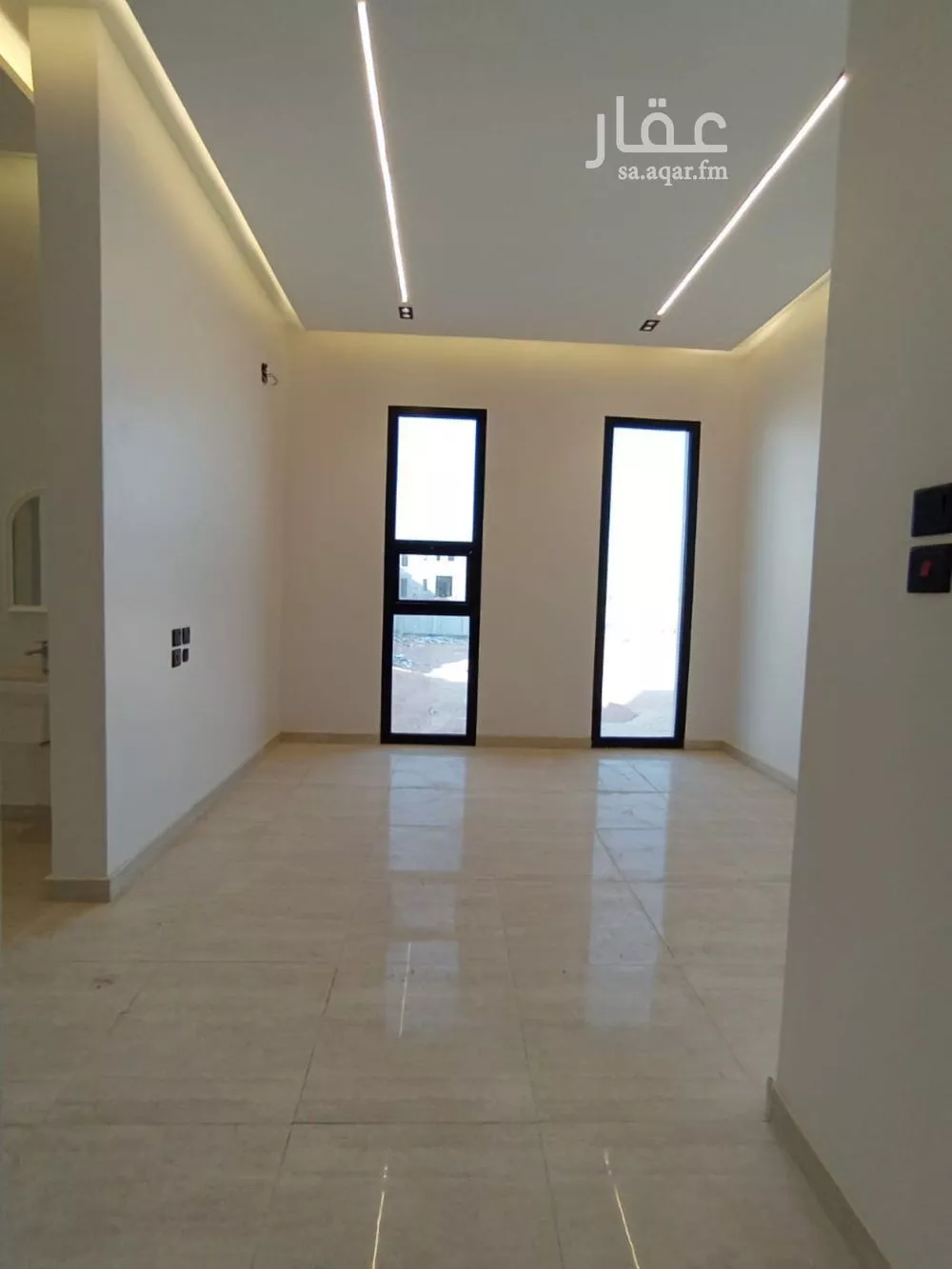 5 bedroom villa in Ash Sharq 9