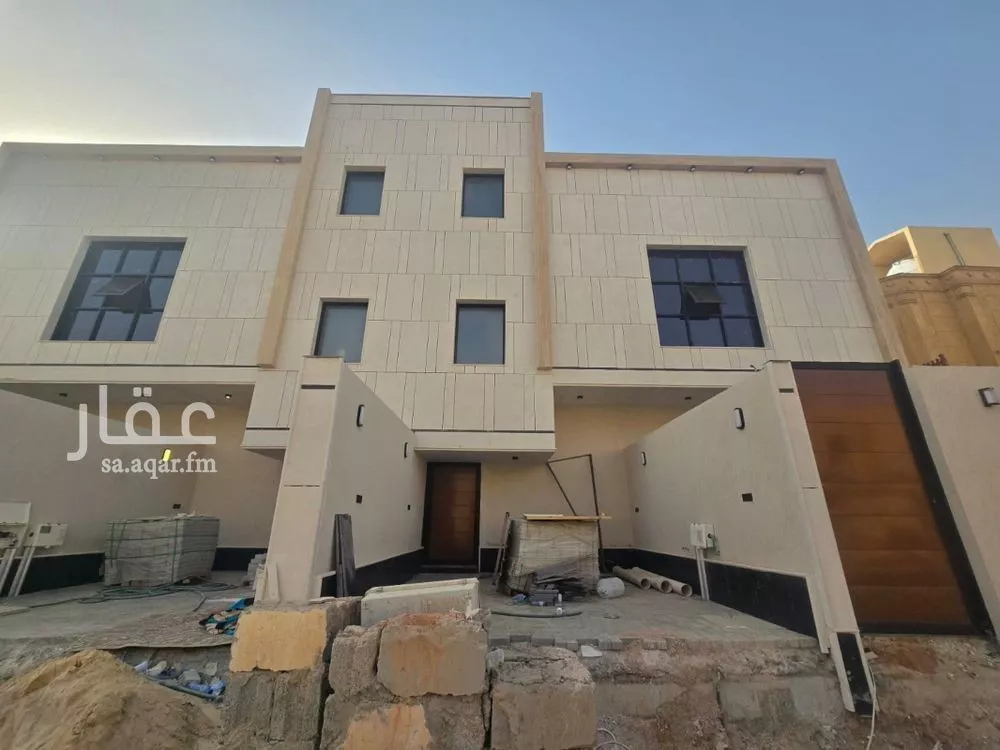 5 bedroom villa in Al Munsiyah 4
