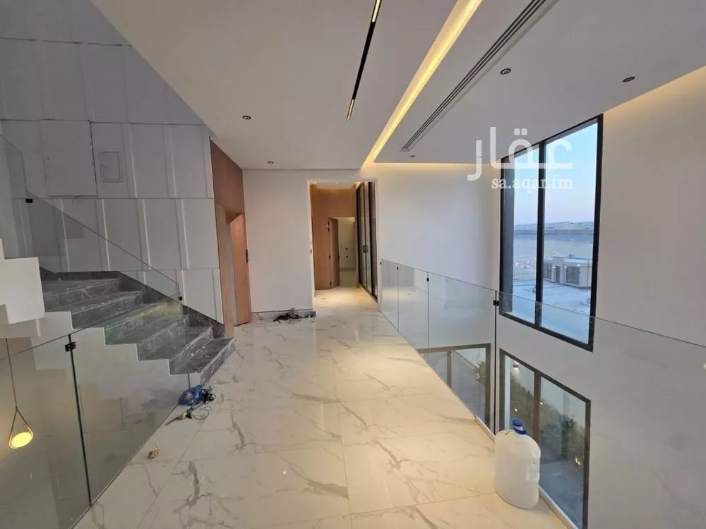 5 bedroom villa in Al Narjis 3
