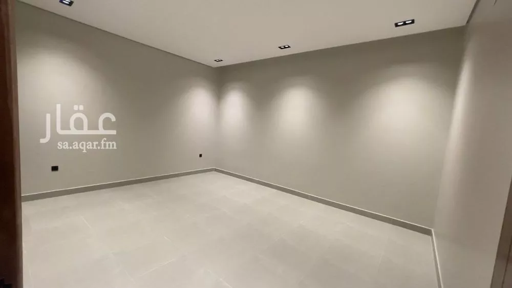 4 bedroom villa in Al Munsiyah 7