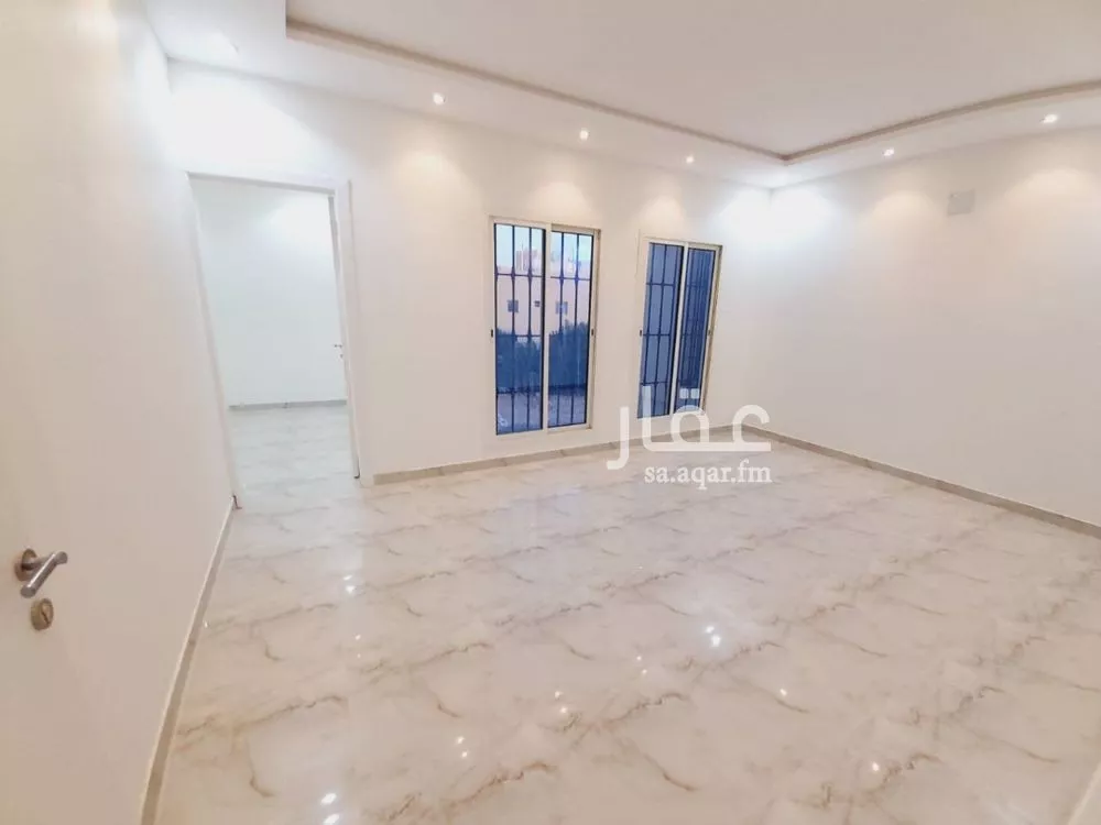 6 bedroom villa in Dhahrat Laban 15