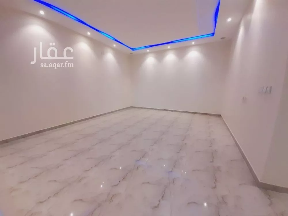 6 bedroom villa in Dhahrat Laban 3