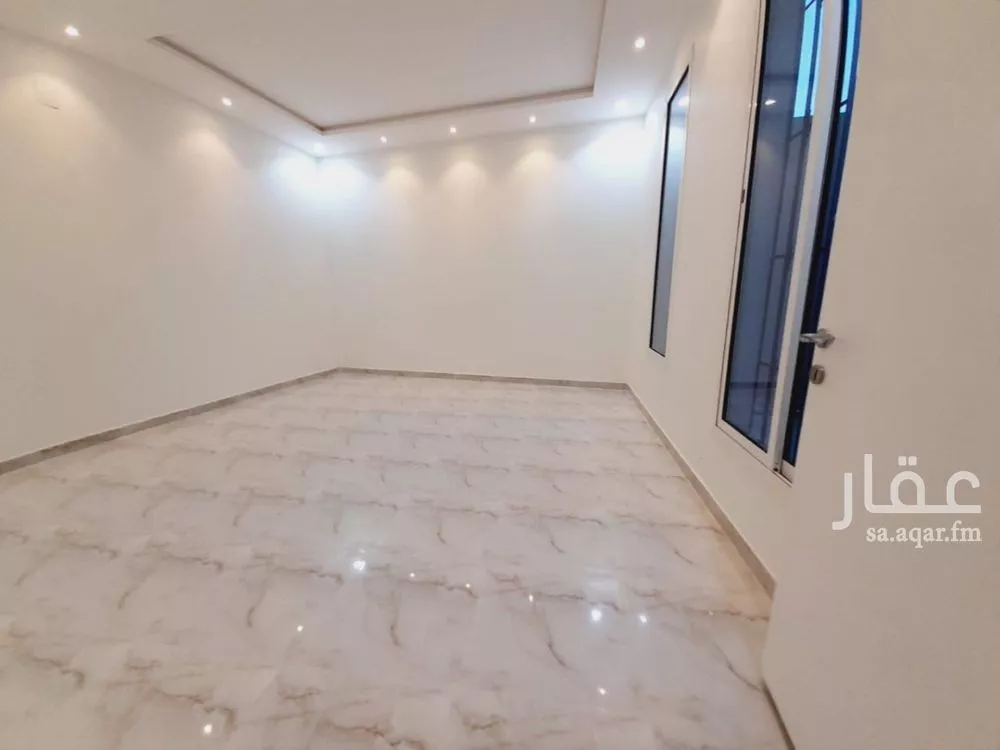 6 bedroom villa in Dhahrat Laban 6