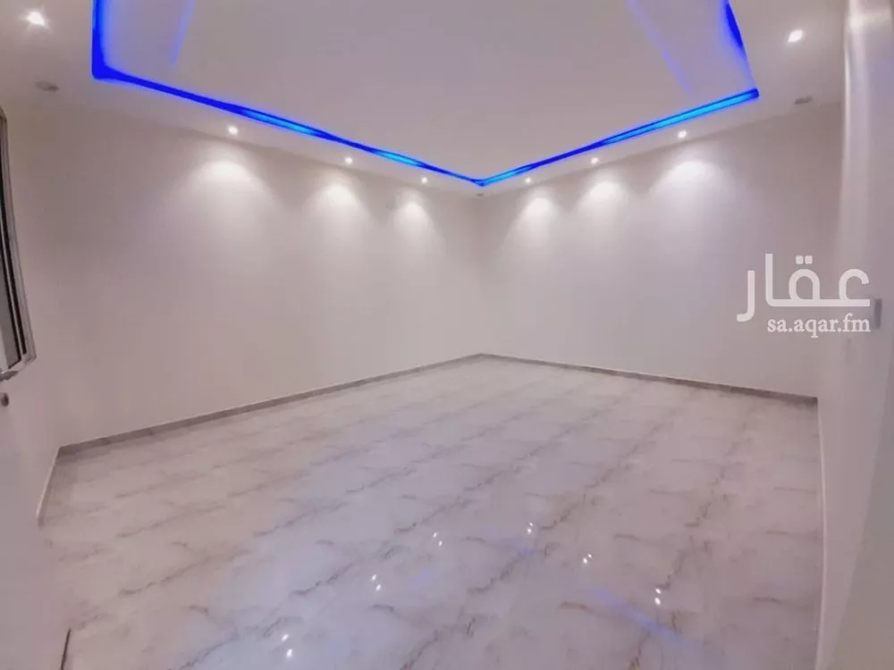 6 bedroom villa in Dhahrat Laban 8