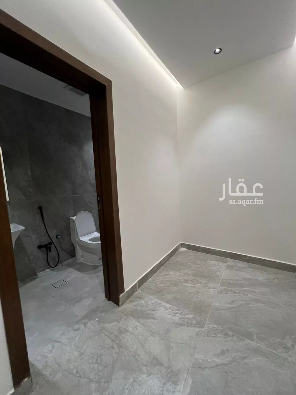 فيلا 7 غرف في ظهرة لبن 12