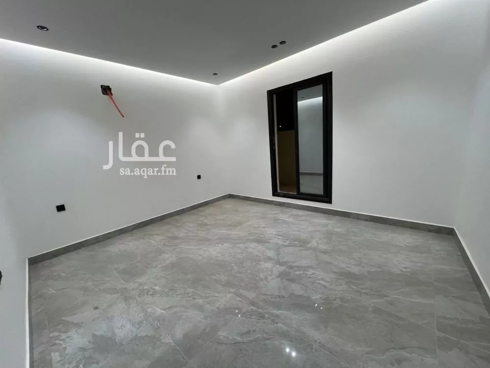 فيلا 7 غرف في ظهرة لبن 17