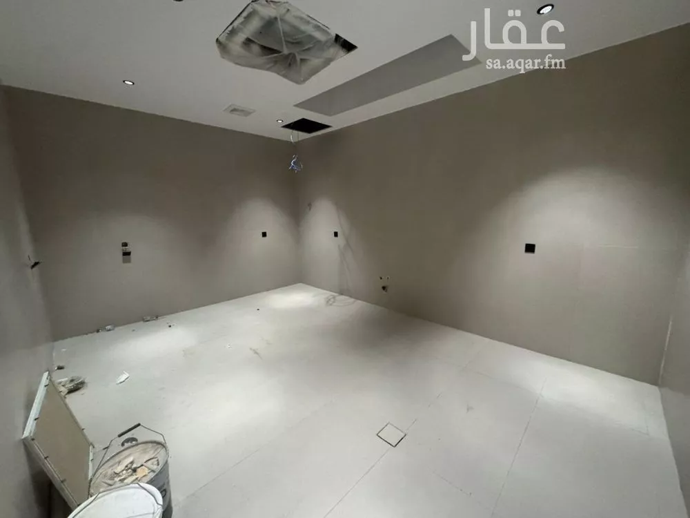فيلا 5 غرف في المهدية 6