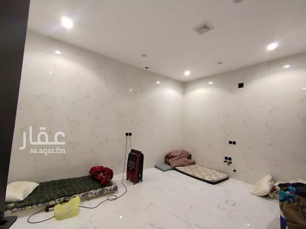 6 bedroom villa in Dhahrat Laban 13