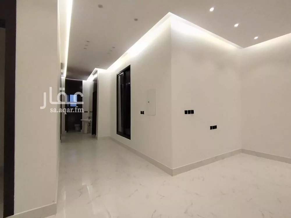 6 bedroom villa in Dhahrat Laban 17