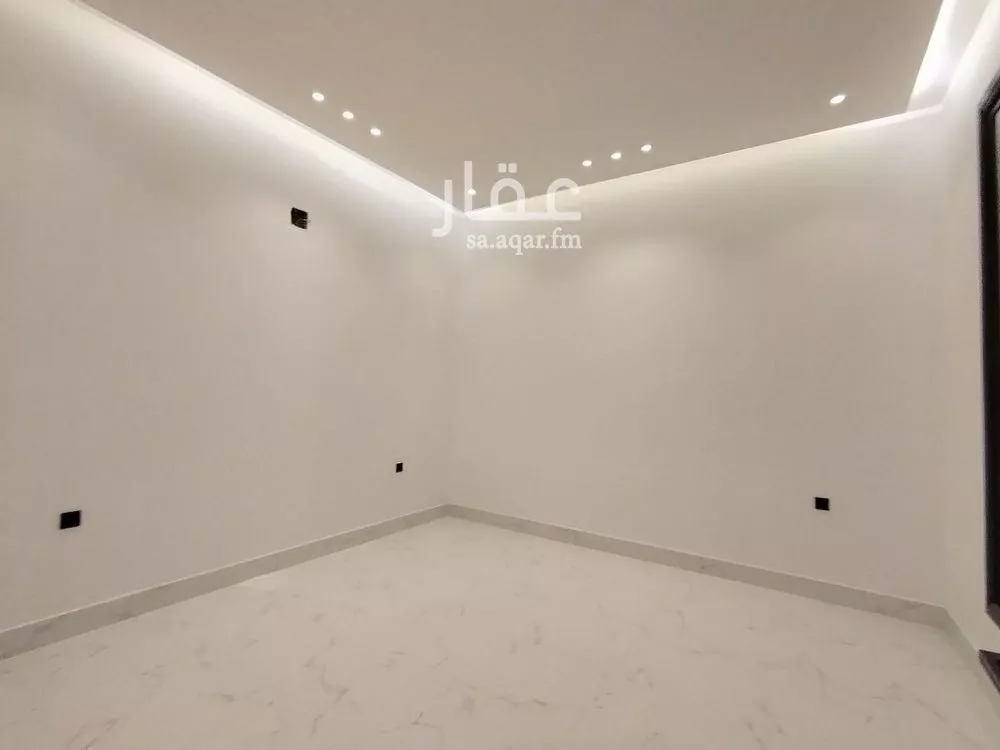 6 bedroom villa in Dhahrat Laban 5