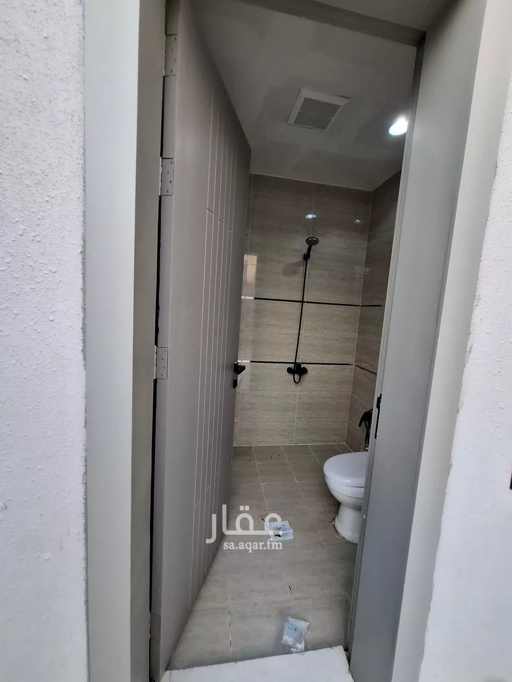 فيلا 5 غرف في طيبة 24