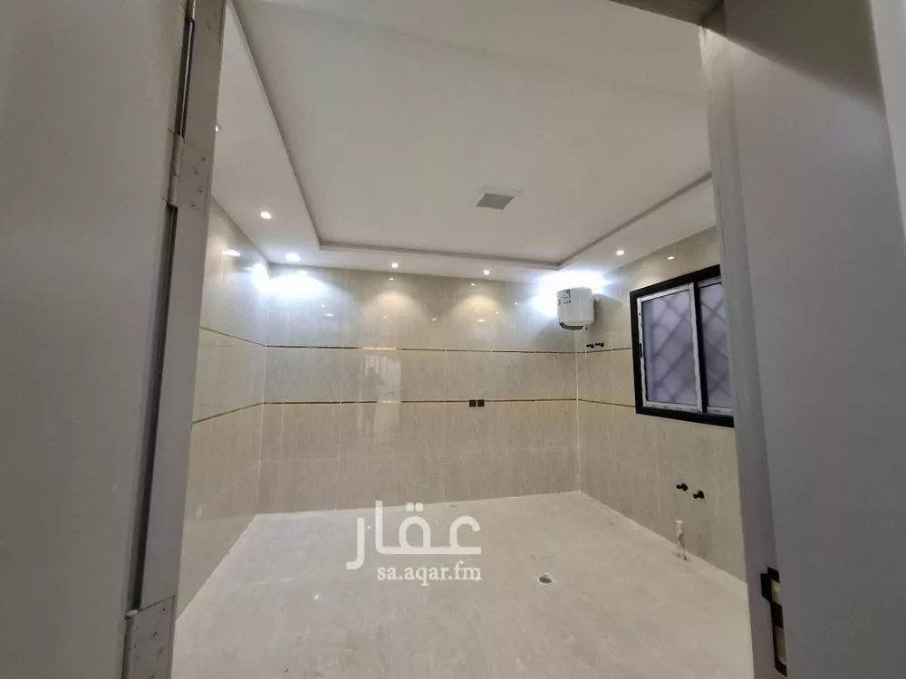فيلا 5 غرف في طيبة 7