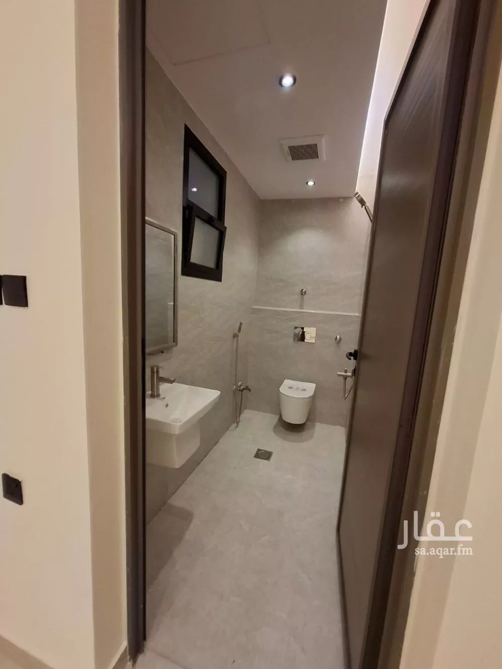 5 bedroom villa in Badr 3