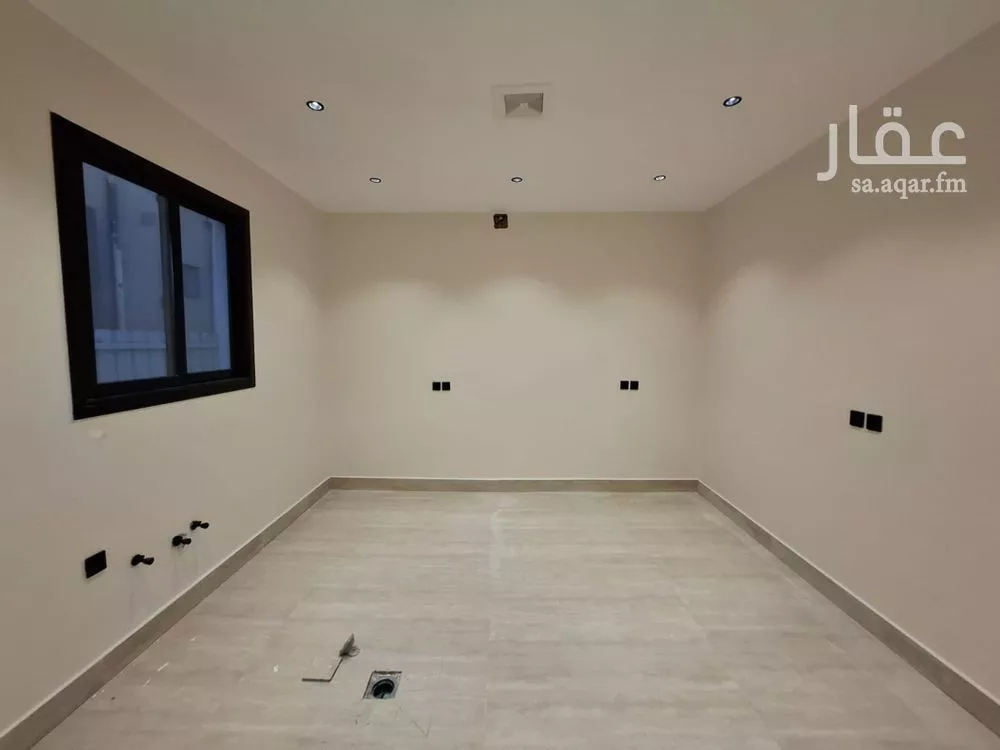 5 bedroom villa in Badr 4