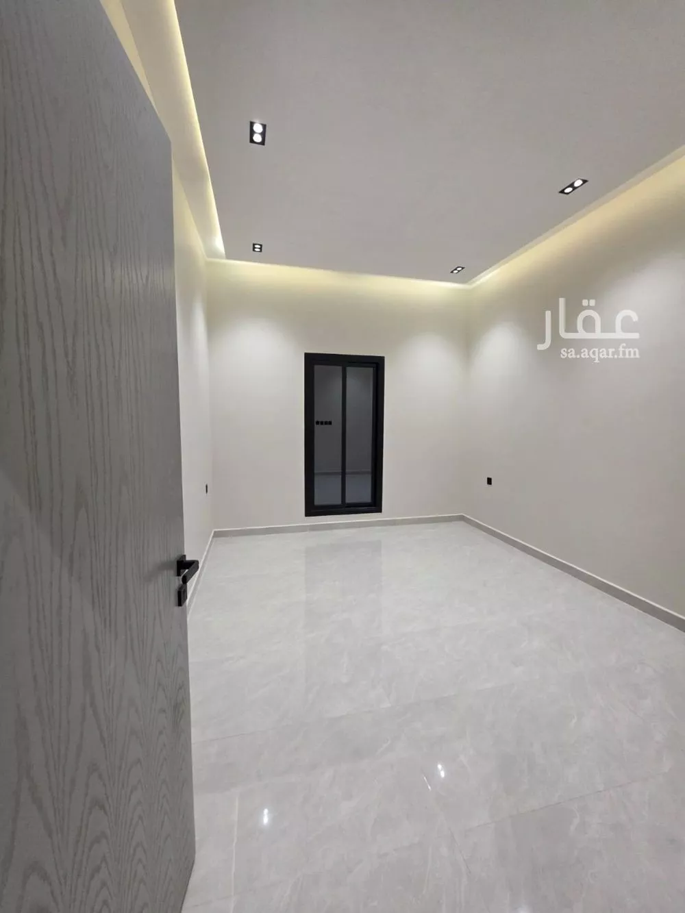 6 bedroom apartment in Ash Sharq 15