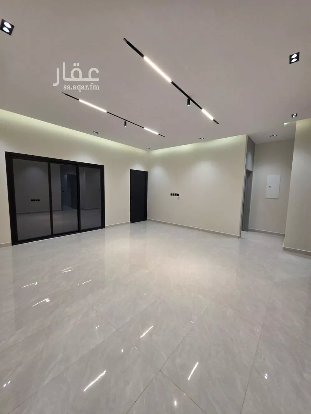 6 bedroom apartment in Ash Sharq 5