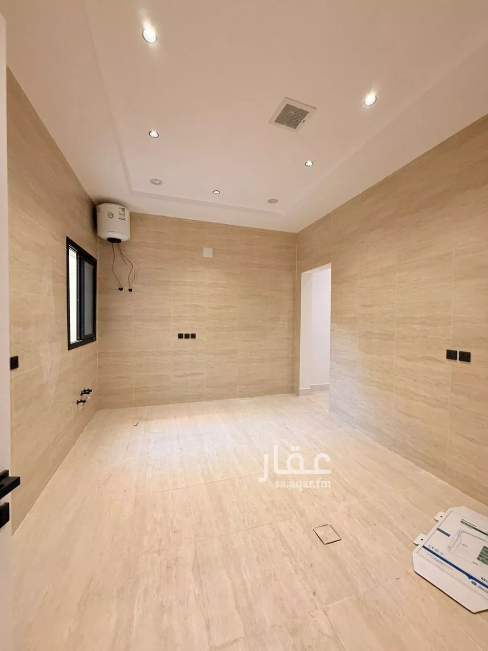6 bedroom villa in Al Uraija Al Gharbiyah 4