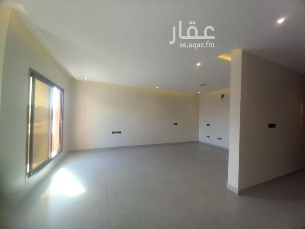 4 bedroom apartment in Dhahrat Laban 4
