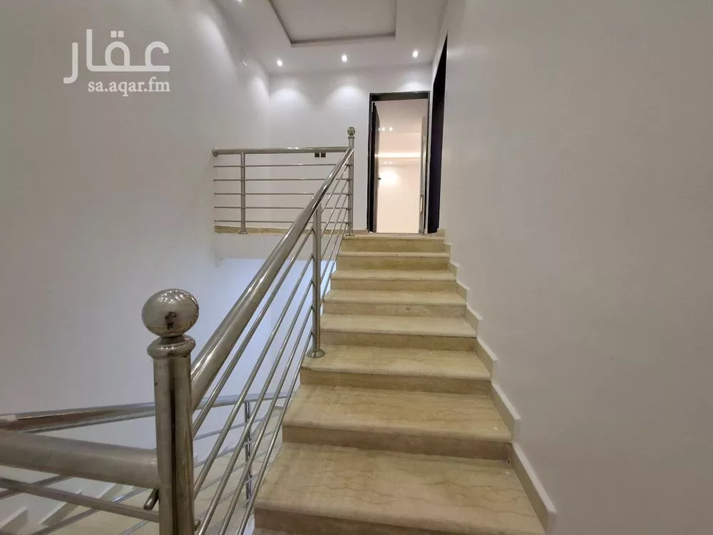فيلا 5 غرف في بدر 16