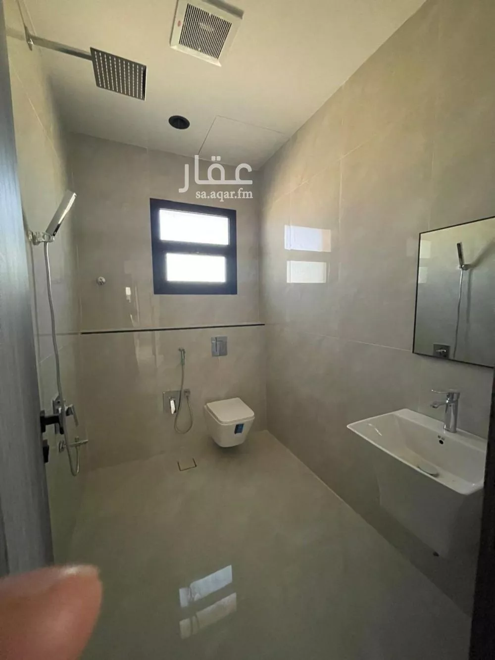 5 bedroom villa in Al Mahdiyyah 2