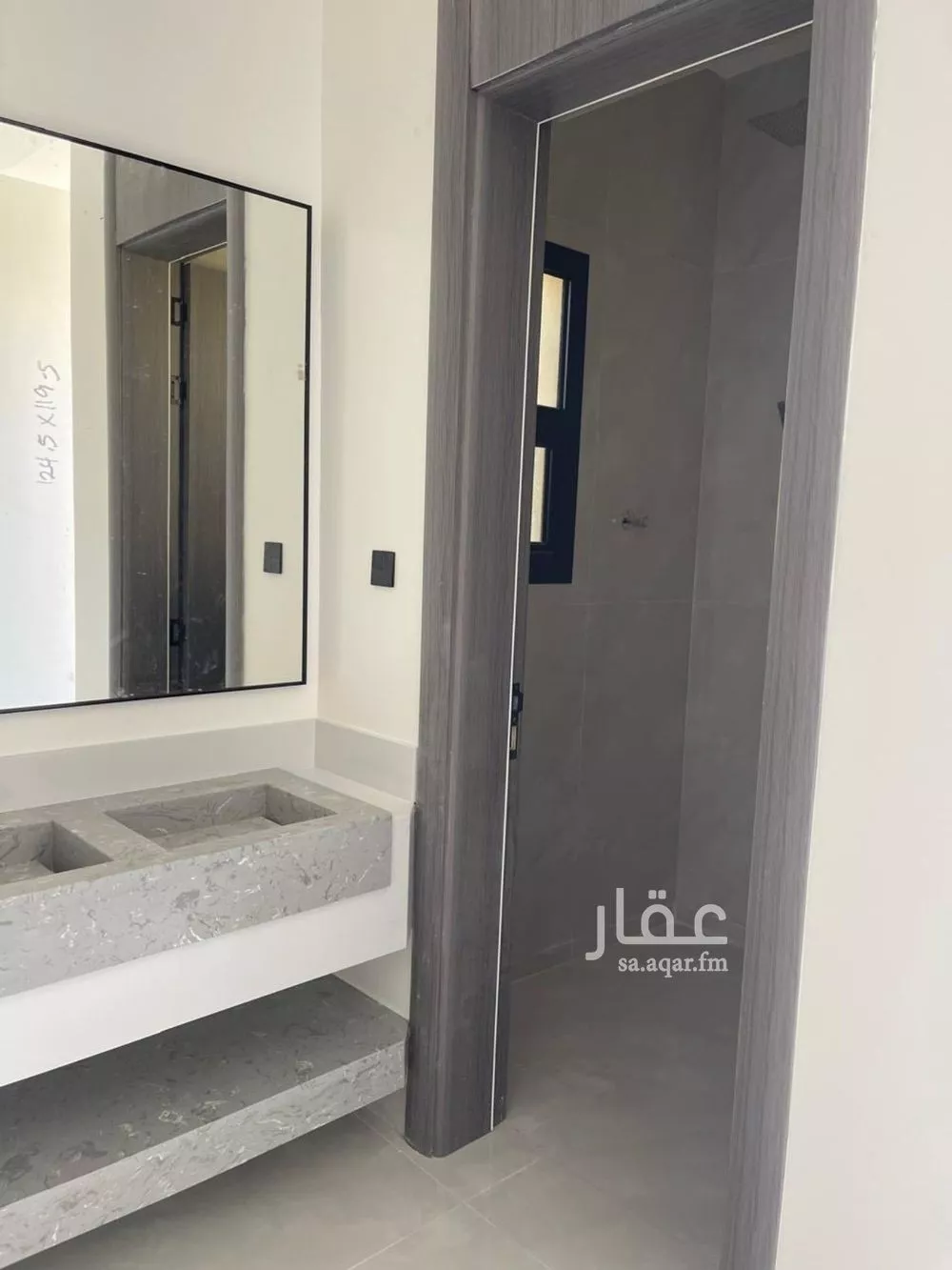 5 bedroom villa in Al Mahdiyyah 3