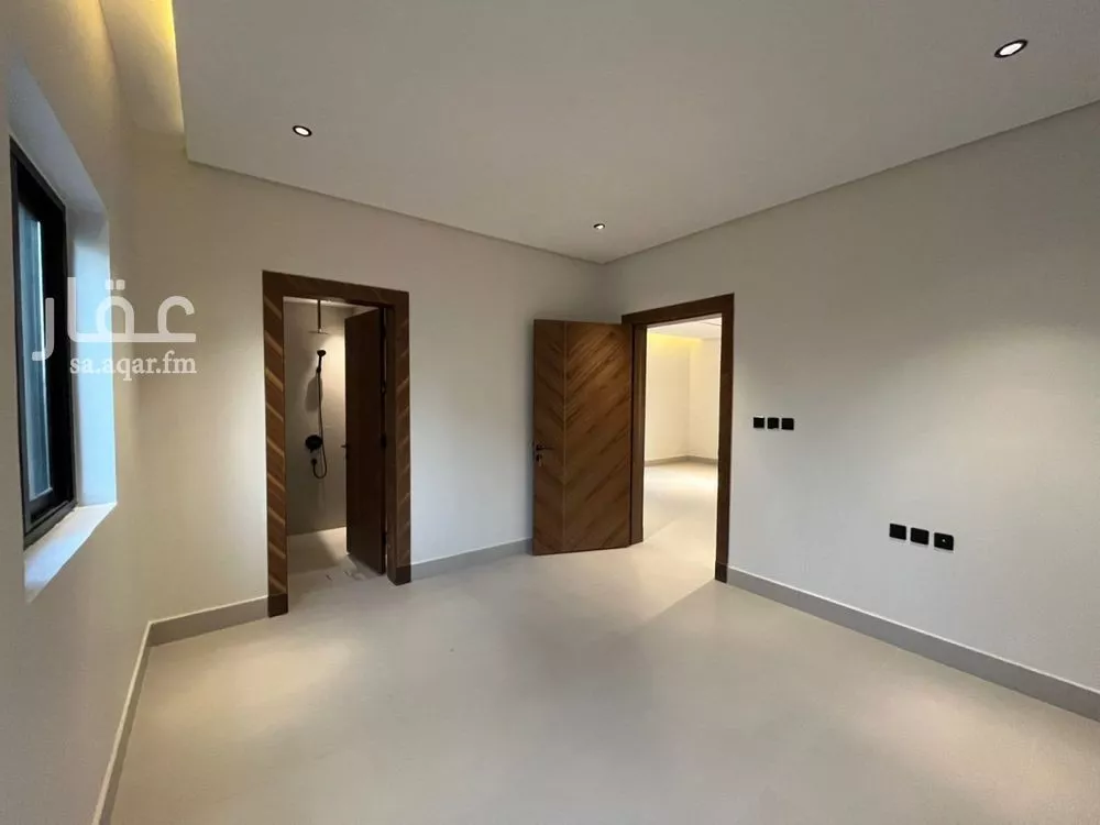 5 bedroom villa in Al Mahdiyyah 12