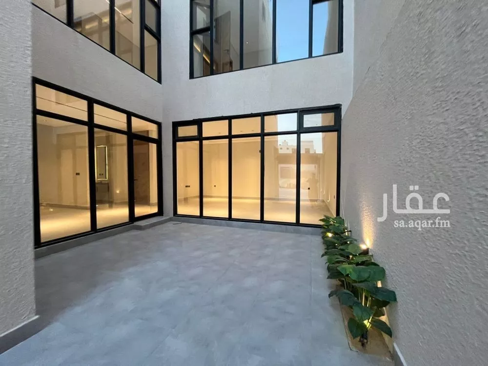 5 bedroom villa in Al Mahdiyyah 8
