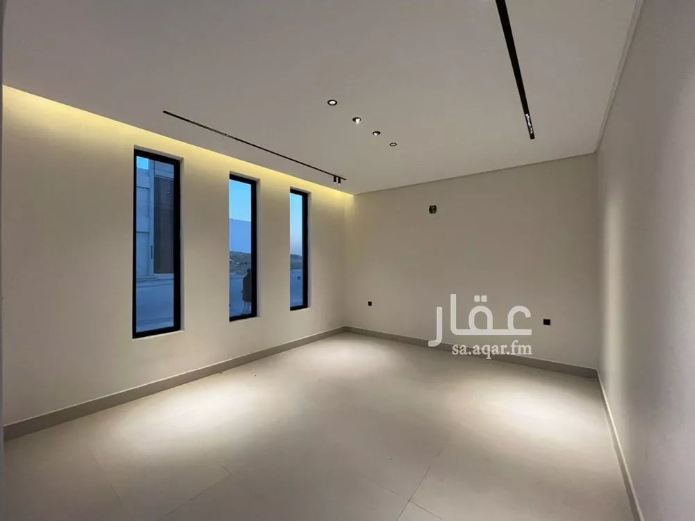 5 bedroom villa in Al Mahdiyyah 9