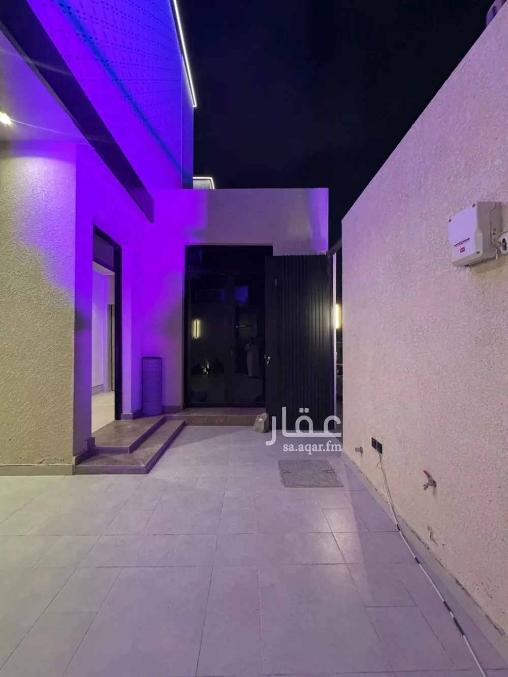 فيلا 6 غرف في النرجس 10