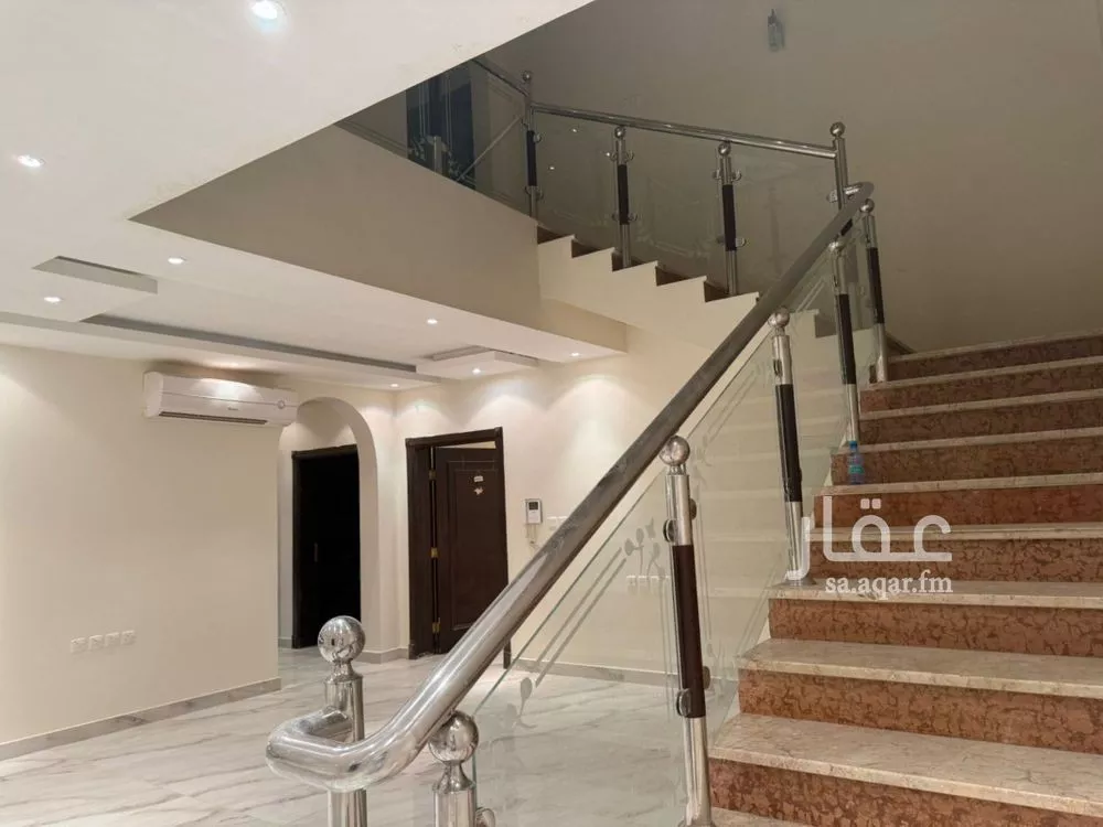 7 bedroom villa in Salah Ad Din 10