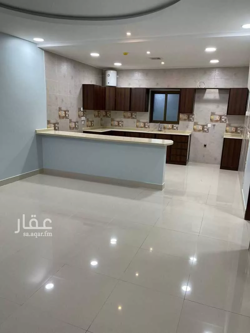 2 bedroom apartment in Madinat Al Umal 2