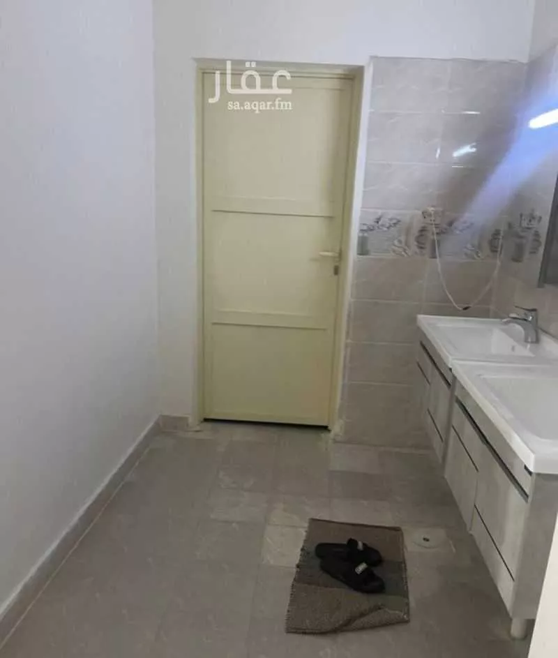 فيلا 13 غرف في النظيم 16