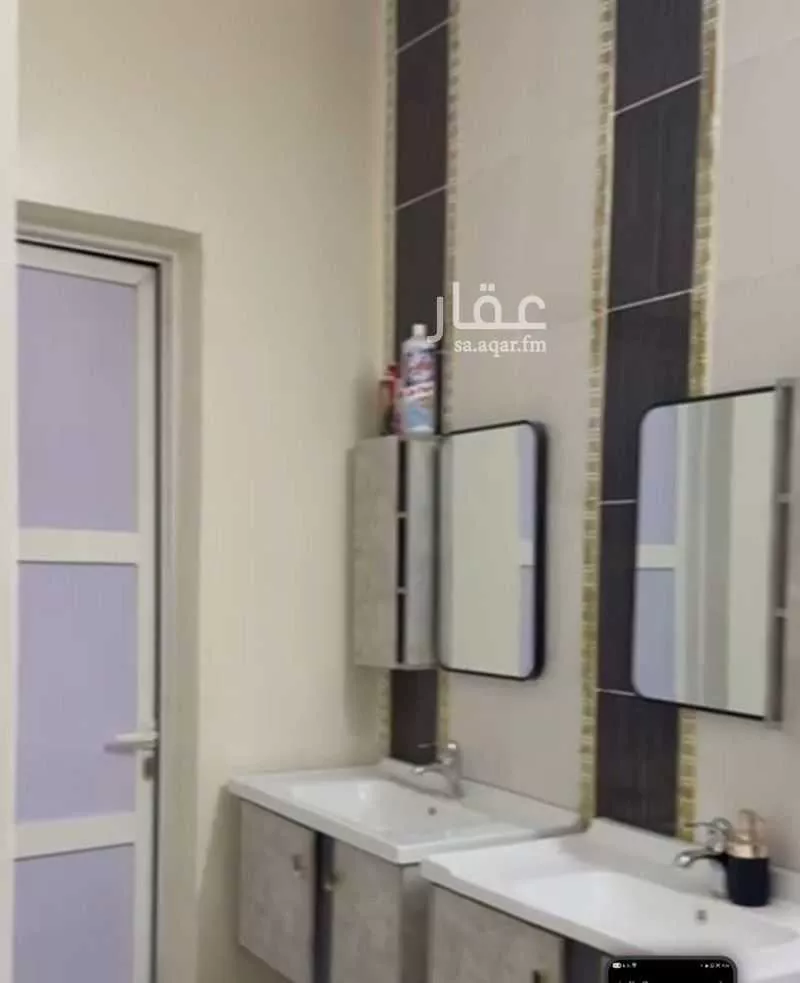 فيلا 13 غرف في النظيم 7
