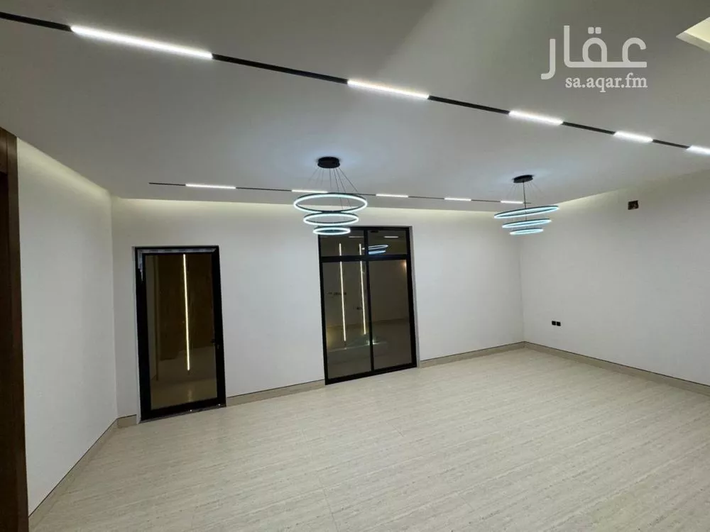 5 bedroom apartment in Ash Sharq 15