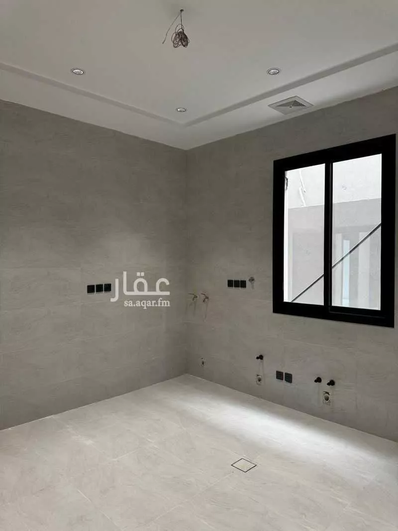 فيلا 6 غرف في طيبة 8