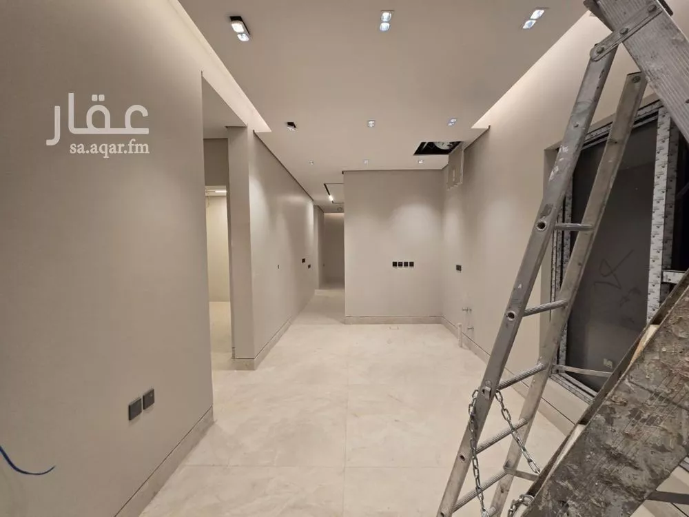 5 bedroom villa in Al Yasmin 6