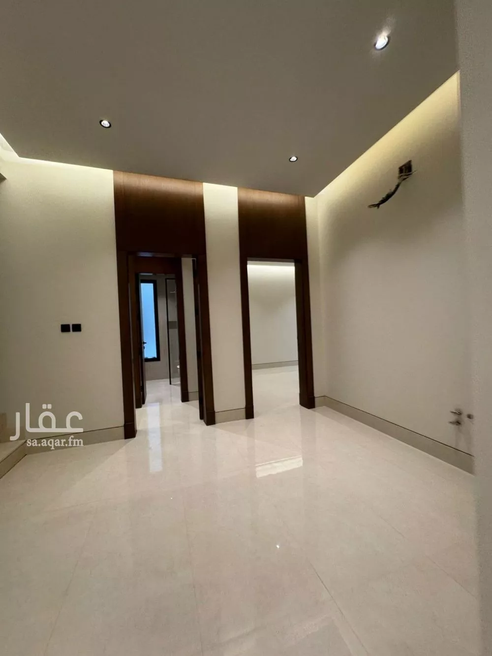 4 bedroom villa in Al Aridh 8