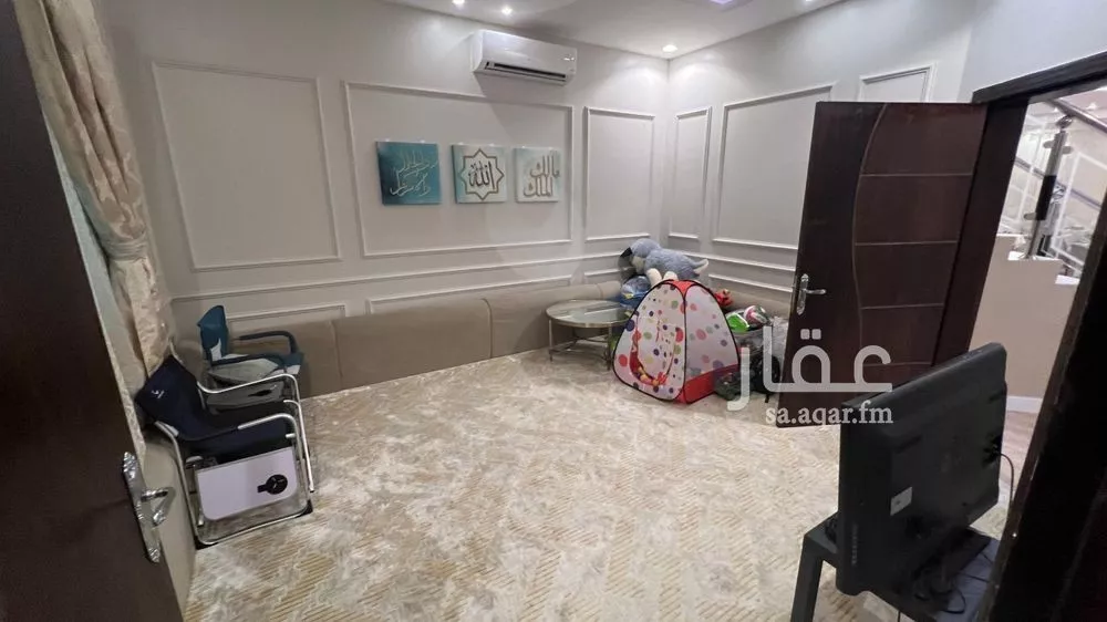 12 bedroom villa in Al Aridh 7