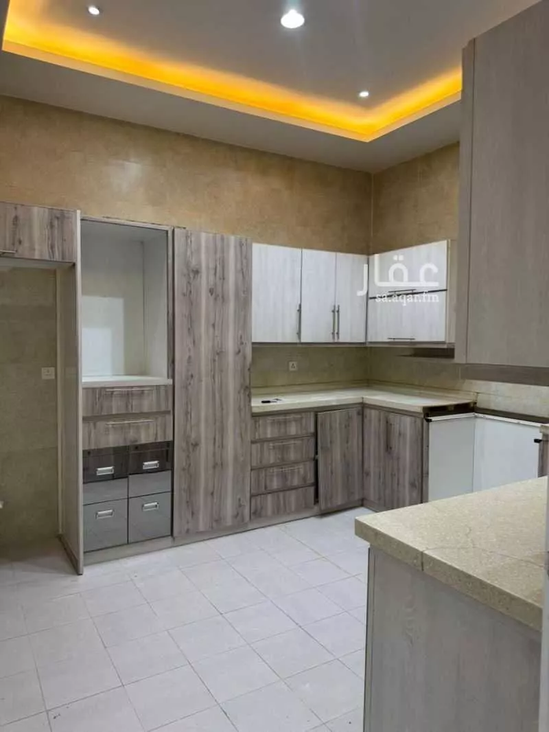 7 bedroom villa in Al Aridh 2