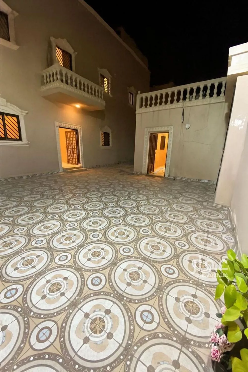 8 bedroom villa in Ishbiliyah 13