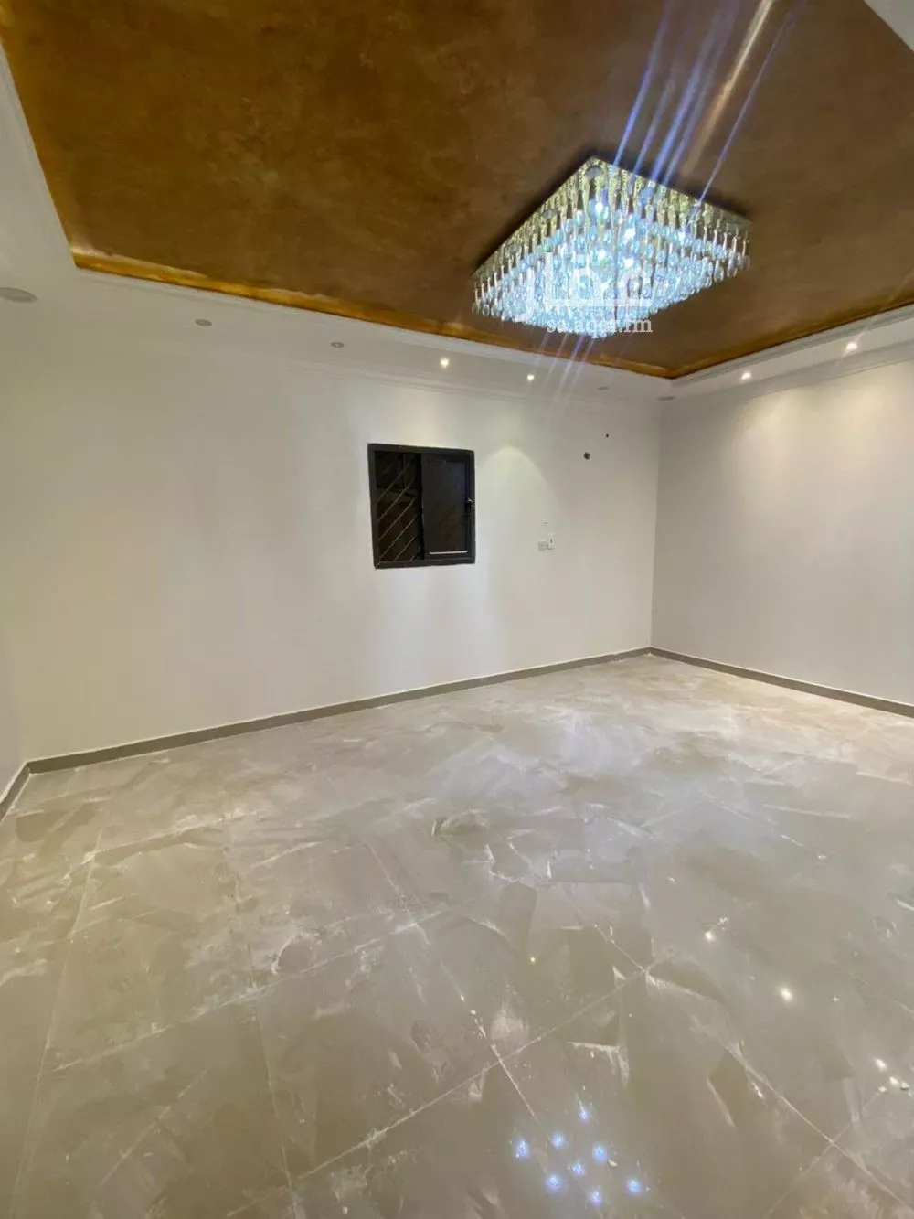 8 bedroom villa in Ishbiliyah 10