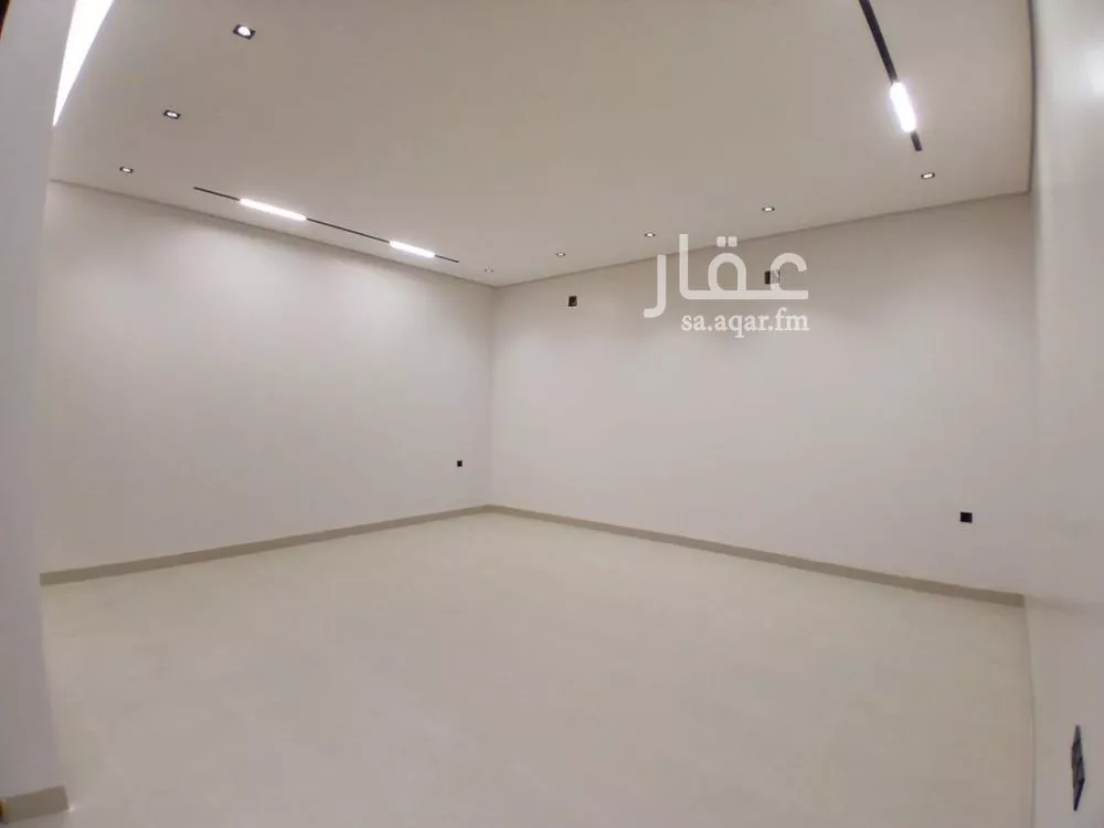 5 bedroom apartment in Al Rimal 3