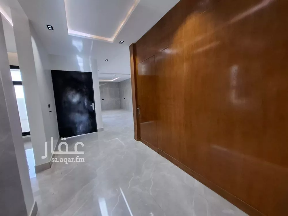 6 bedroom villa in Dhahrat Laban 16
