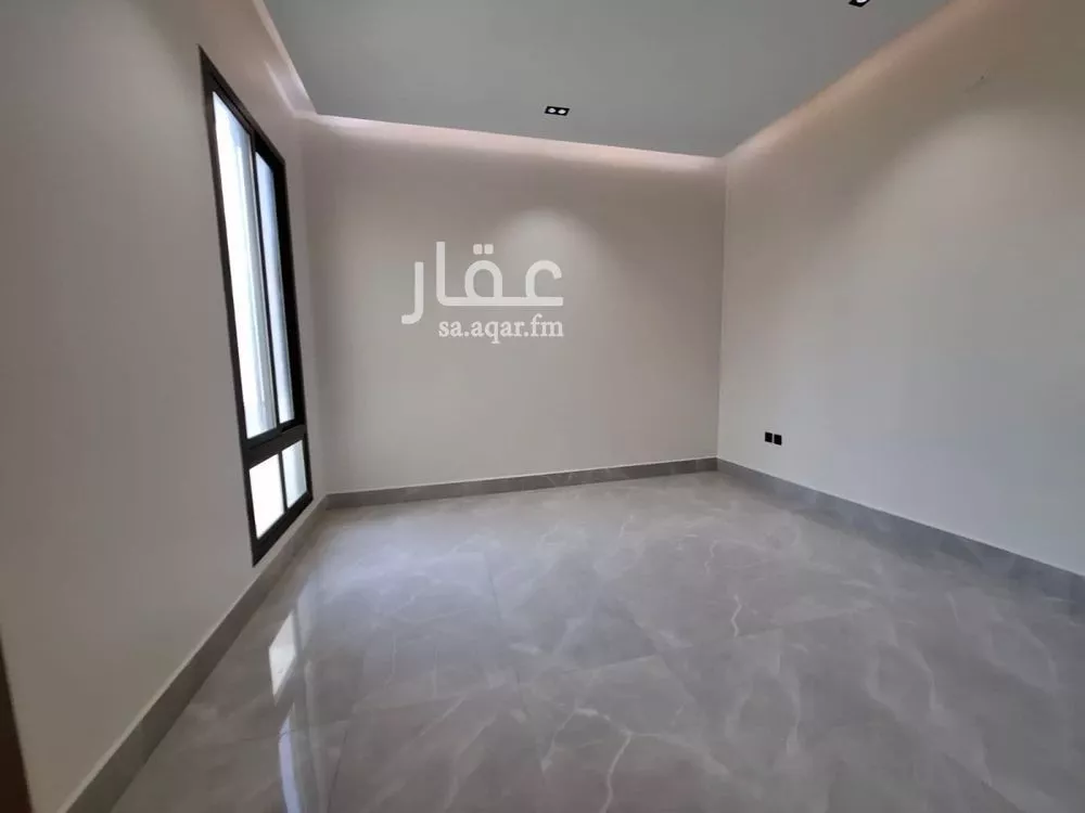 6 bedroom villa in Dhahrat Laban 17