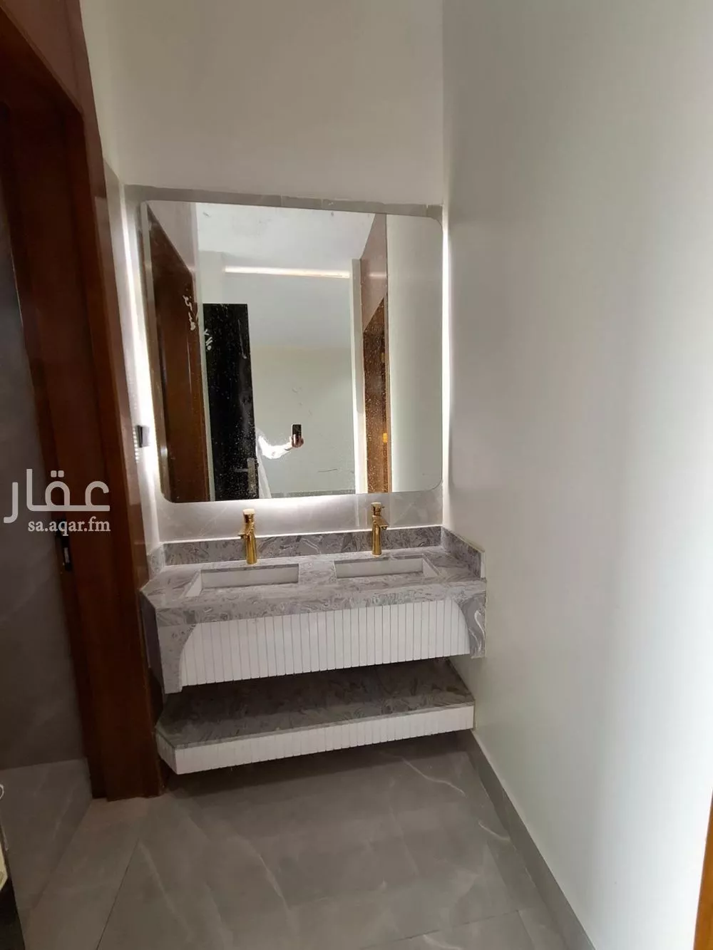 6 bedroom villa in Dhahrat Laban 8