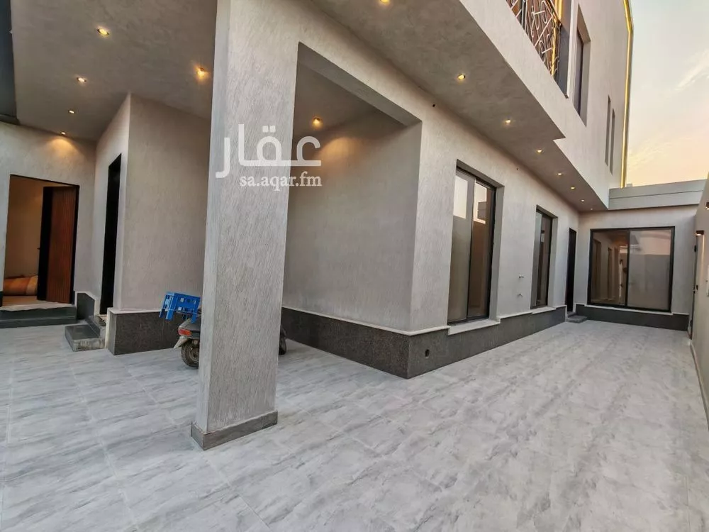 4 bedroom villa in Al Rimal 7