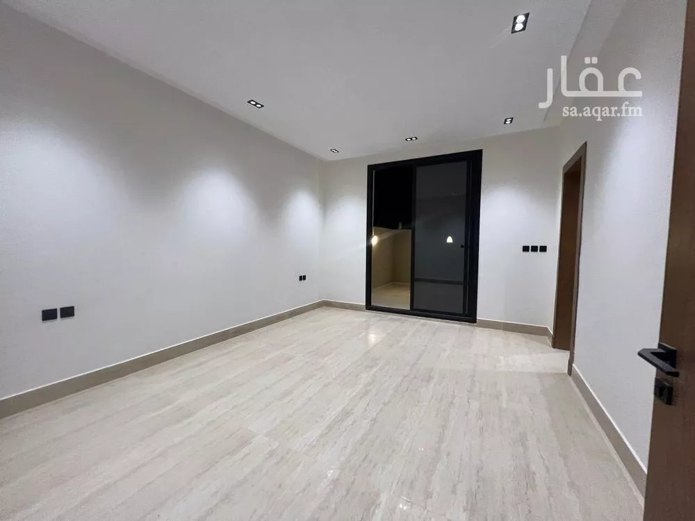 شقة 3 غرف في عكاظ 3