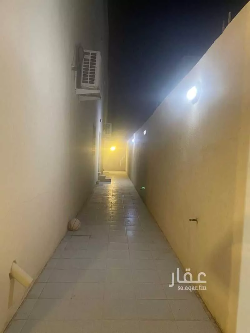 فيلا 8 غرف في اللؤلؤ 18