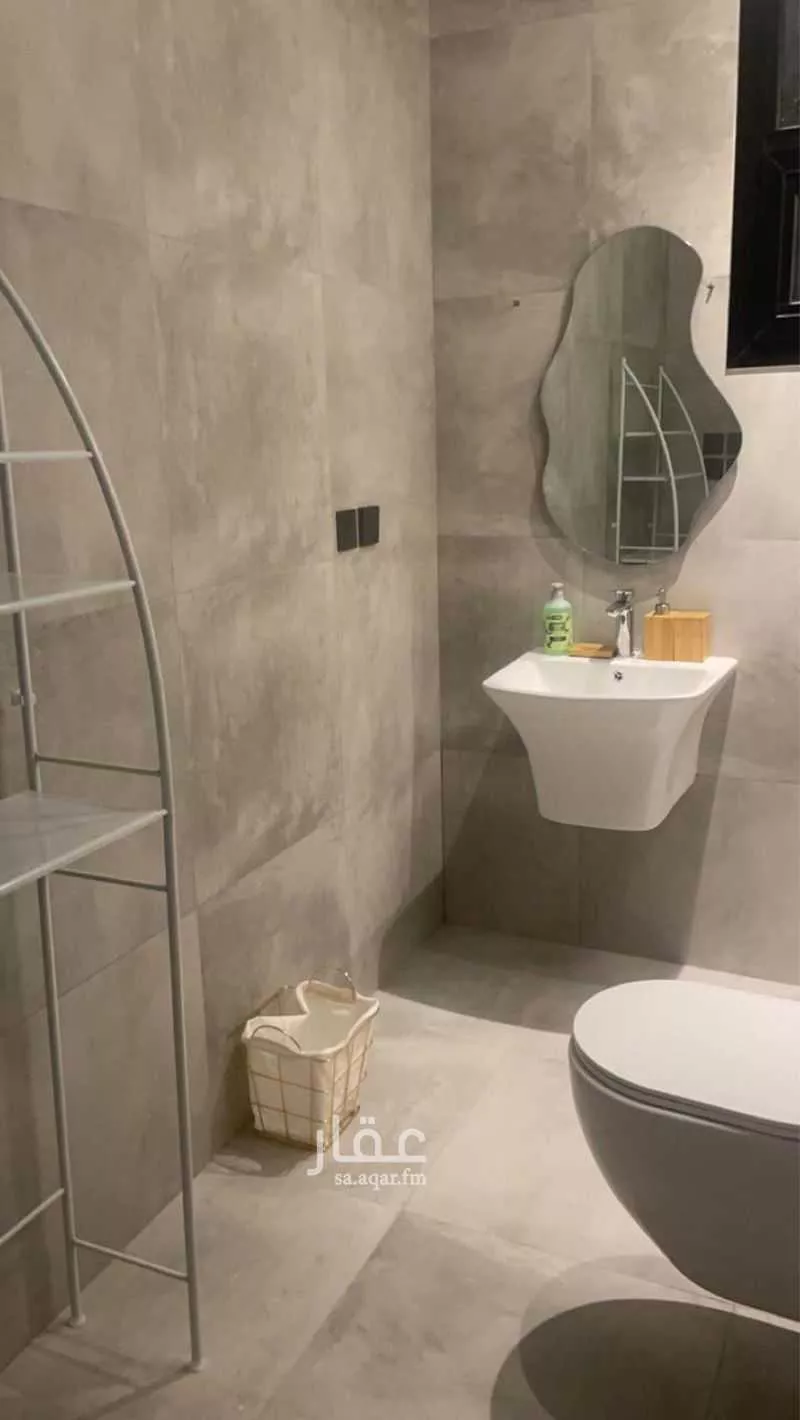 2 bedroom apartment in Al Malqa 8